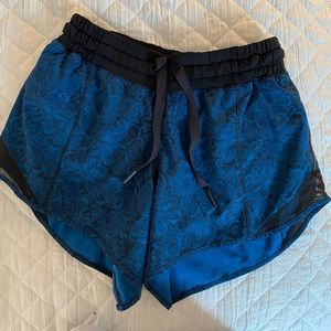 Lululemon shorts 4”